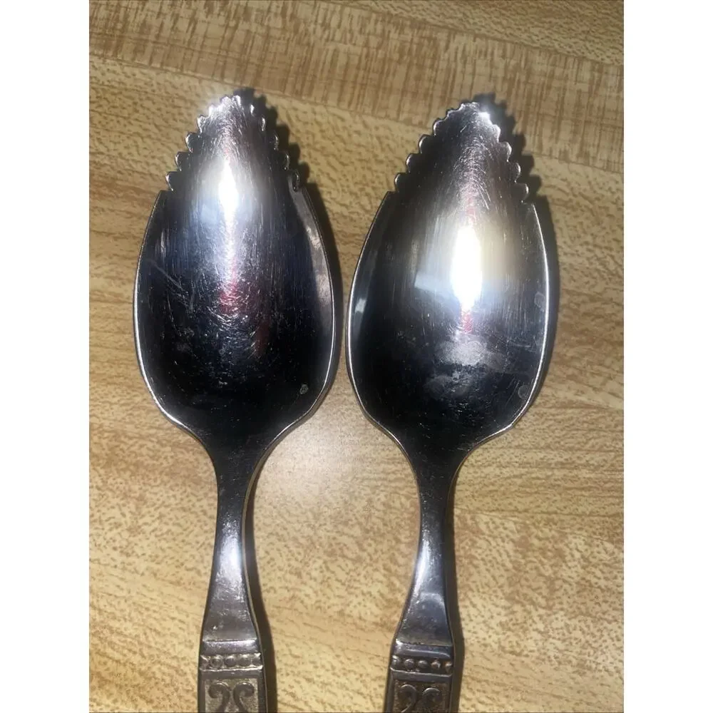 Pair Oneida Community Isabella Grapefruit Teaspoons Flatware Stainless (2) MCM